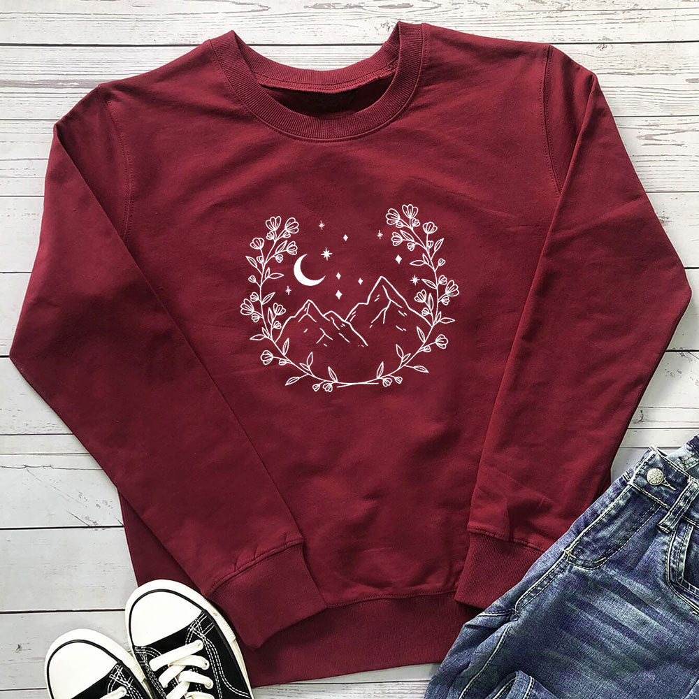 Loose round neck long sleeved hoodie
